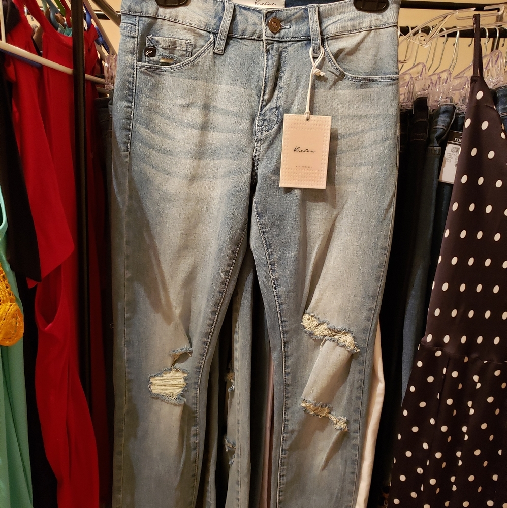 Kancan lightwash distressed skinny jeans